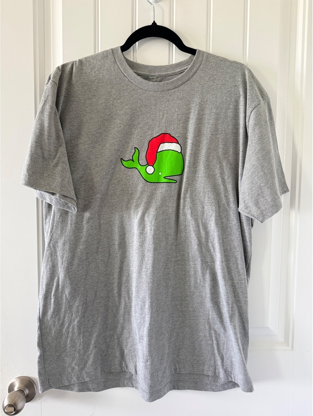 Like Vineyard Vines Gray Whale Graphic T-Shirt Size L